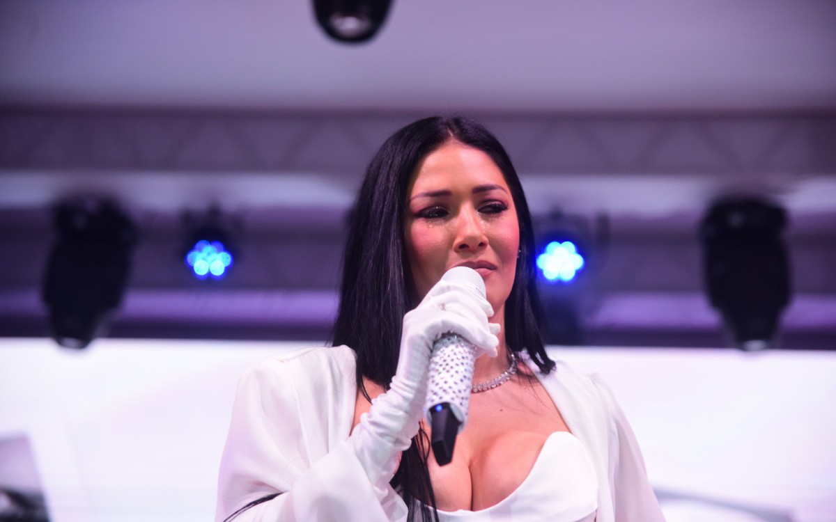 Simaria em sua festa de anivers&aacute;rio de 40 anos