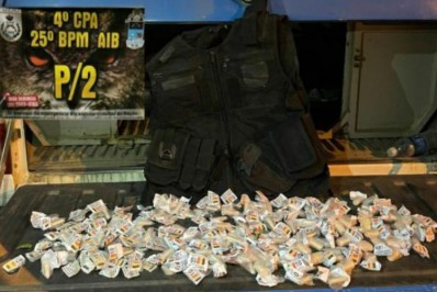 Adolescente é apreendido com carga de drogas em Araruama