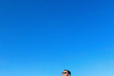 Camila Queiroz celebra aniversário do marido: 'Você me inspira'