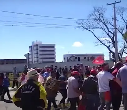 Captura do v&iacute;deo do UOL - Reprodu&ccedil;&atilde;o