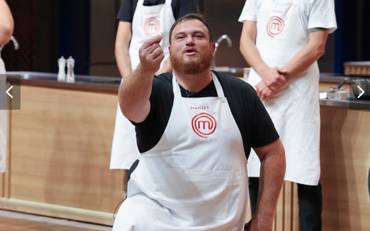 Daniel, do 'MasterChef', pediu a namorada em casamento após vencer prova de eliminação - Reprodução/Band/Melissa Haidar