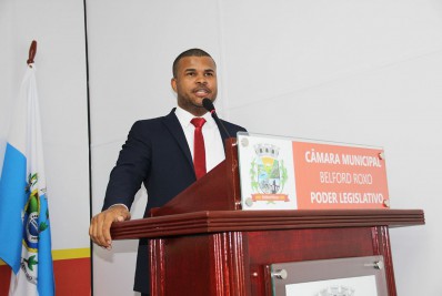 Belford Roxo: Denis Venâncio toma posse como vereador