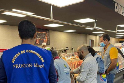 Procon e Vigilância Sanitária realizam ação em quatro mercados de Mauá