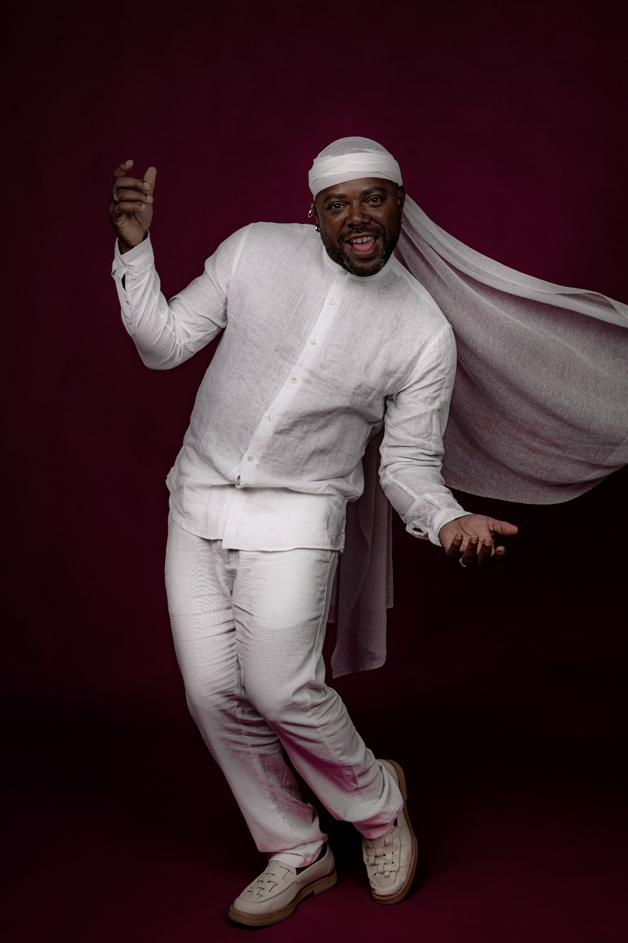 Ator e apresentador Érico Brás lança seu primeiro álbum nesta quinta-feira - Divulgação/Ronald Santos Cruz