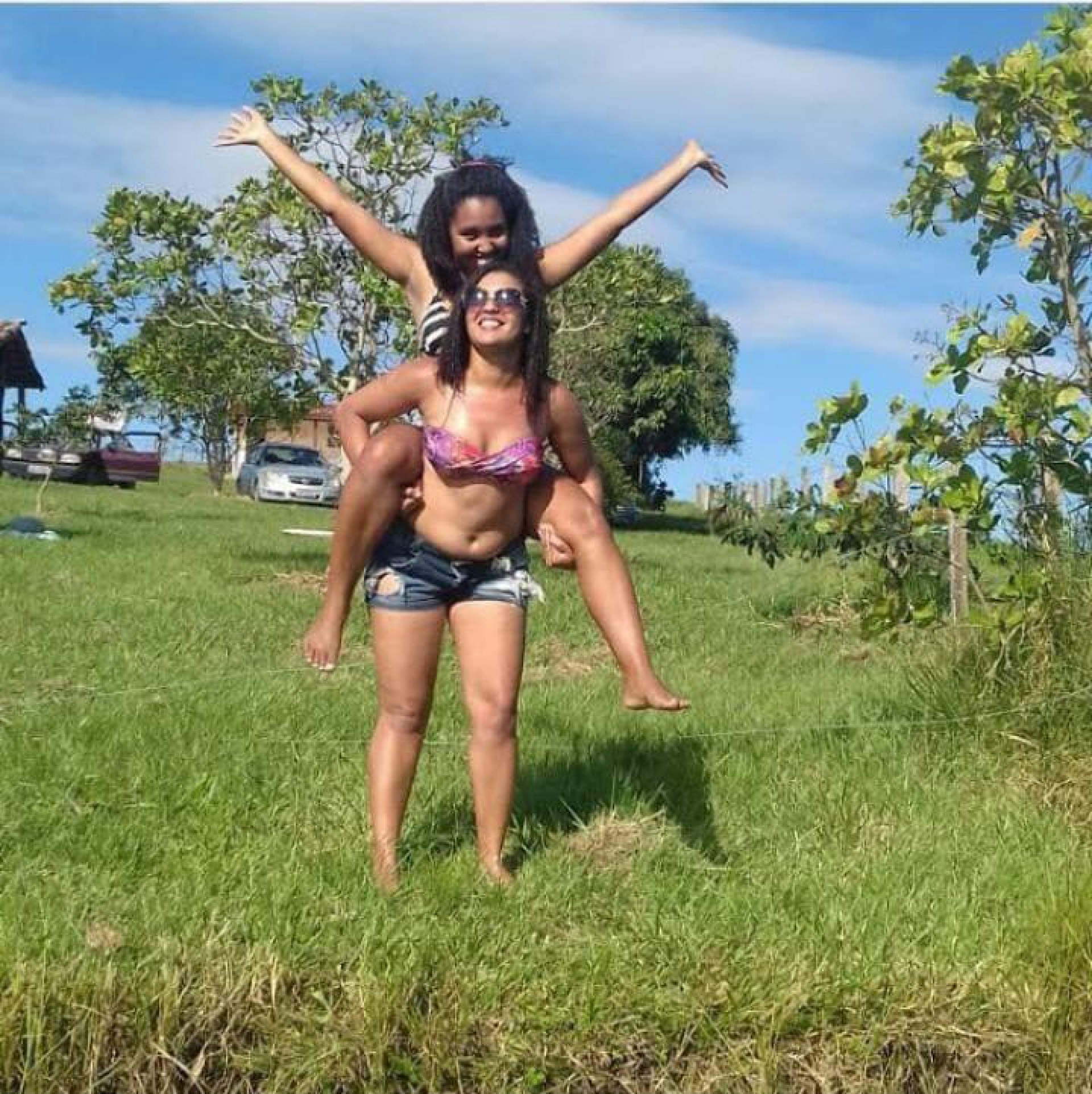 A irmã de Jéssima, Jessyca Cunha, lamentou a morte da irmã nas redes sociais - Reprodução/Redes Sociais