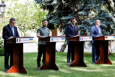 Em visita à Ucrânia, líderes da Alemanha, França e Itália apoiam candidatura à UE