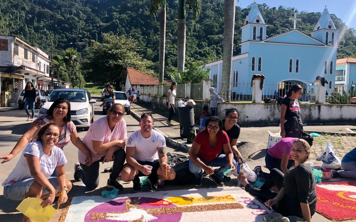 Os fi&eacute;is usaram a criatividade para celebrar a data