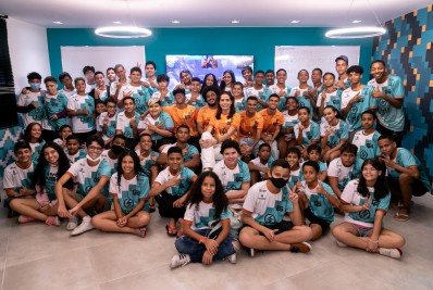 Projeto social usa tecnologia para capacitar jovens 