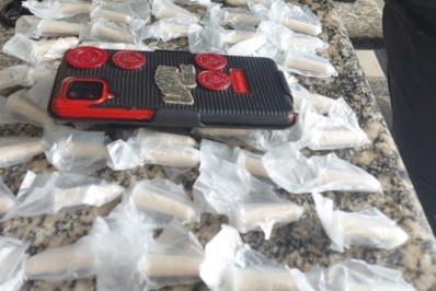 Homem tenta escapar da PM, mas é preso em Arraial do Cabo