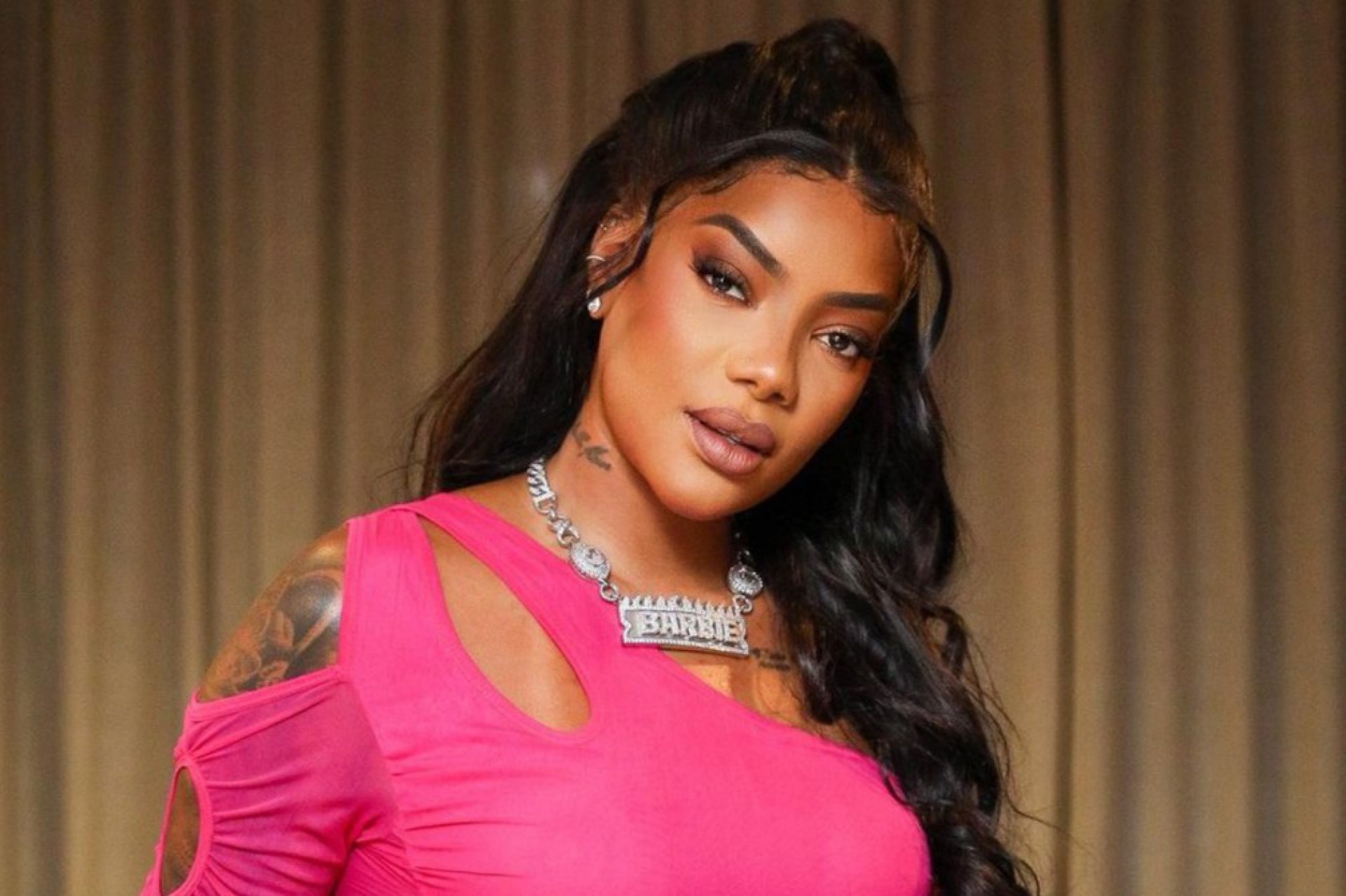 Ludmilla brincou sobre 'conferida' de Daniela Mercury em sua esposa  - Reprodução