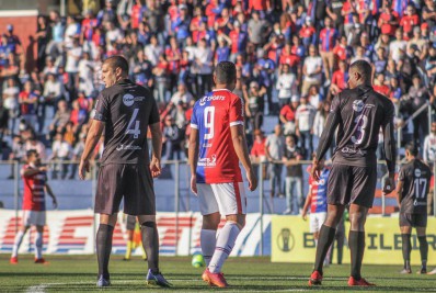 Pérolas Negras perde por 2 a 0 e segue na lanterna