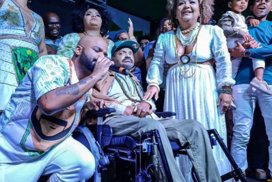 Pura emoção! Tema do enredo do Império Serrano, Arlindo Cruz marca presença na quadra da agremiação 