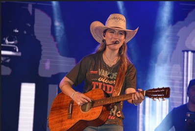 Bruna Viola agita a Expo Valley