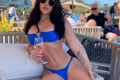 Modelo admite erro e afirma que não se comunicou mais com ex-atacante do Corinthians após anúncio de gravidez