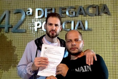 Depois de posar em revista gay, casal de famosos recebe ameaças e faz registro em delegacia