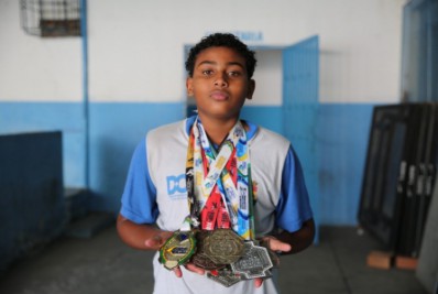 Alunos de Caxias conquistam medalhas de ouro e prata no jiu-jitsu