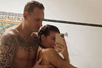 Que isso! Cantora expõe maratona sexual com jogador: 'Sempre dura duas horas'