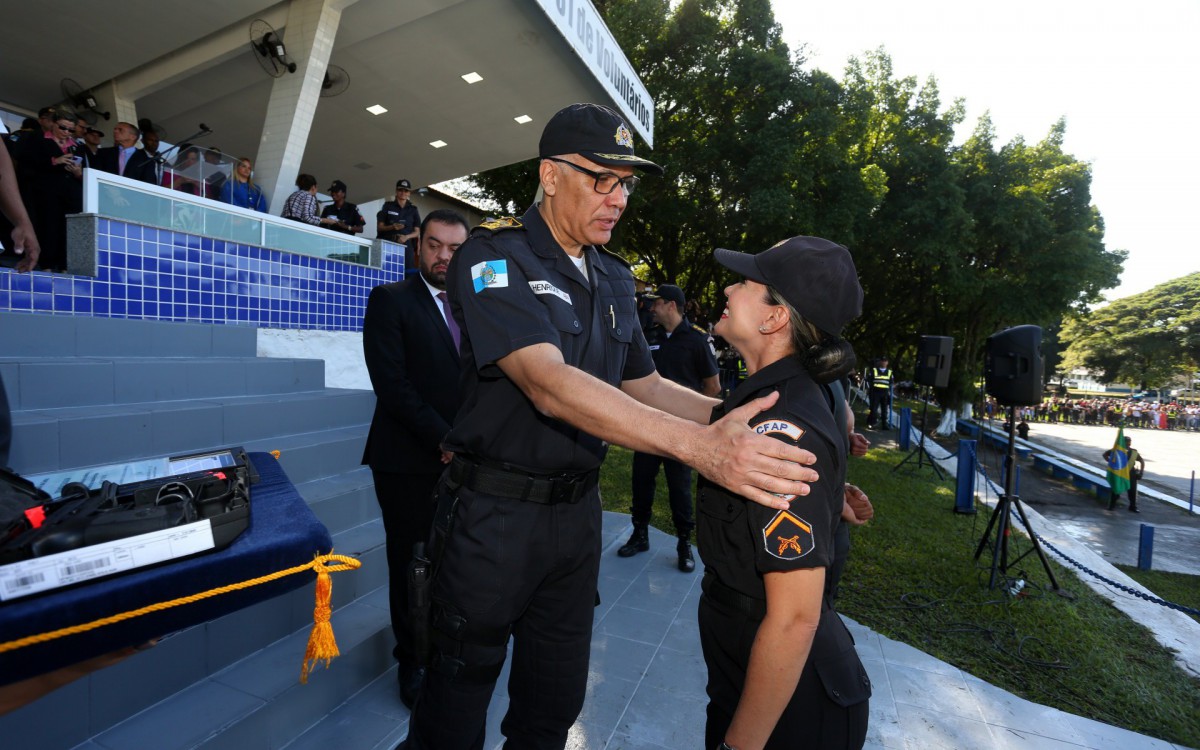 O secret&aacute;rio de estado Pol&iacute;cia Militar, Luiz Henrique Marinho Pires, tamb&eacute;m esteve presente