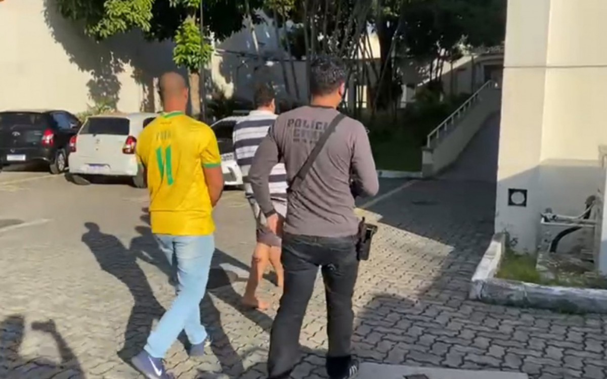 Dupla é presa quando transporta drogas e munição de São Paulo para Baixada Fluminense - Divulgação
