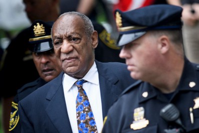 Júri considera Bill Cosby culpado de abuso sexual contra menor nos anos 70
