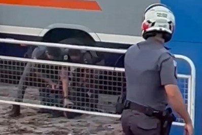 Autor de ataque a ônibus com três mortos escolheu vítimas aleatoriamente, diz Polícia Civil