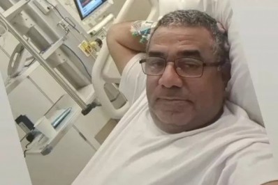 Pai de Anitta é diagnosticado com covid-19 e volta a ser internado 