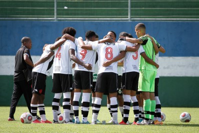 Vasco vence o Botafogo e encaminha classificação para a final do Cariocão Sub-20