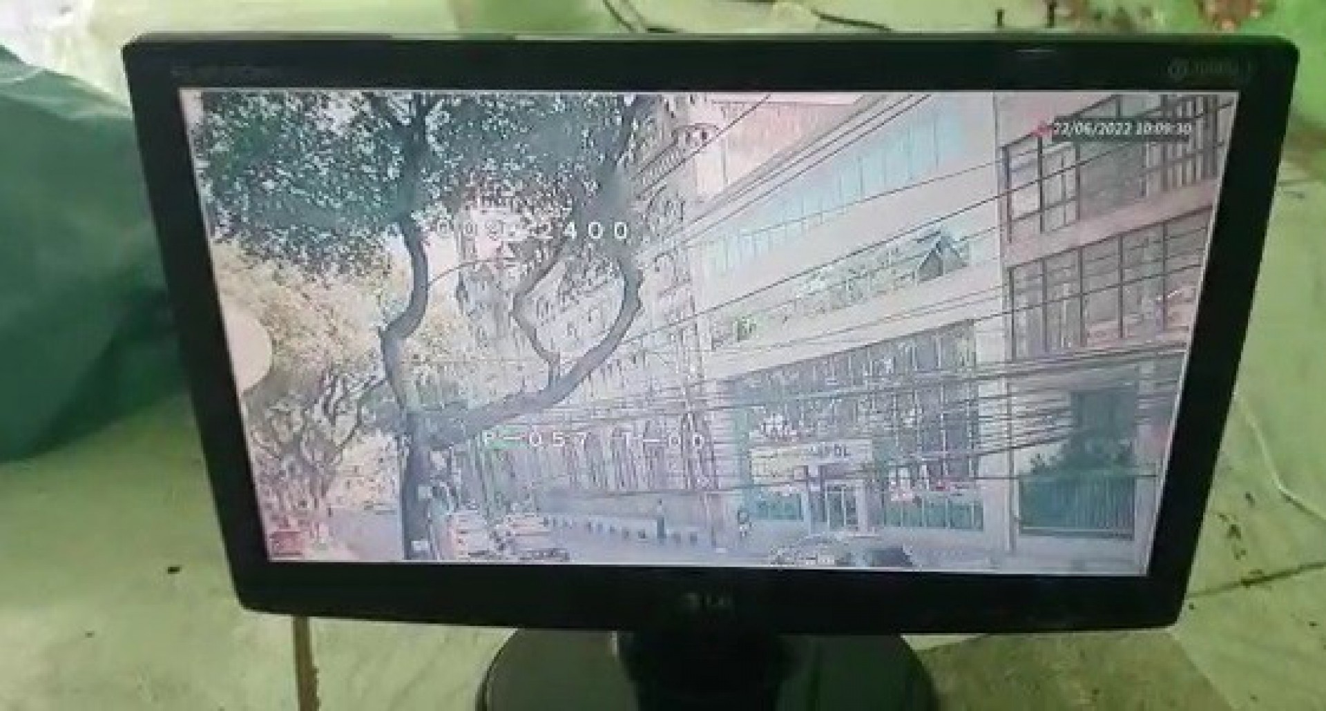 Monitor ainda transmitia imagens do batalh&atilde;o quando per&iacute;cia chegou ao local - Reprodu&ccedil;&atilde;o