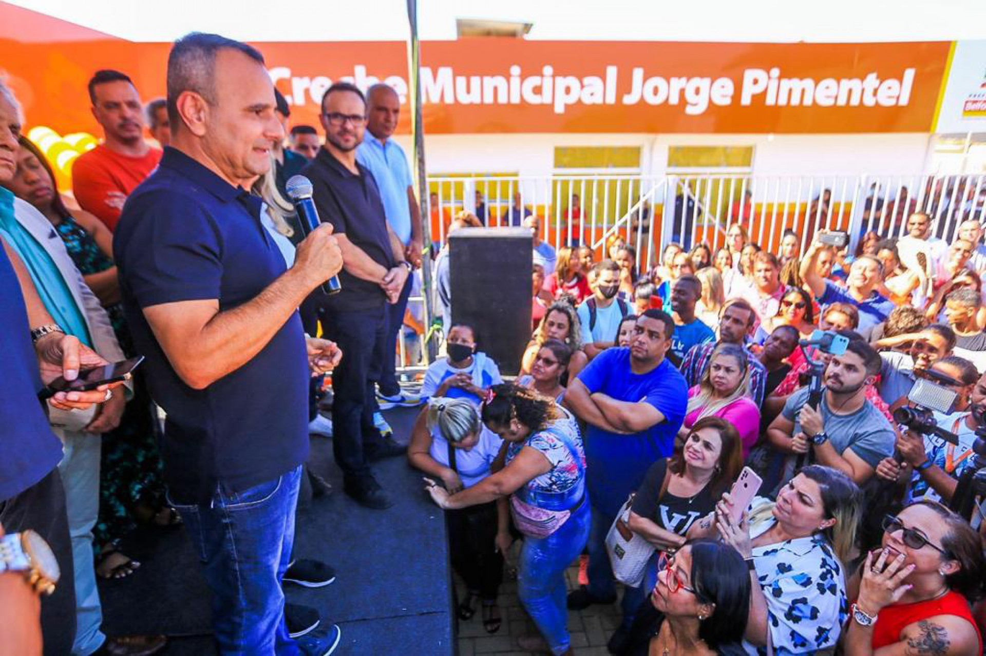 O prefeito Waguinho destacou a importância da creche Jorge Pimentel para as crianças do Morro do Amor - Rafael Barreto / PMBR