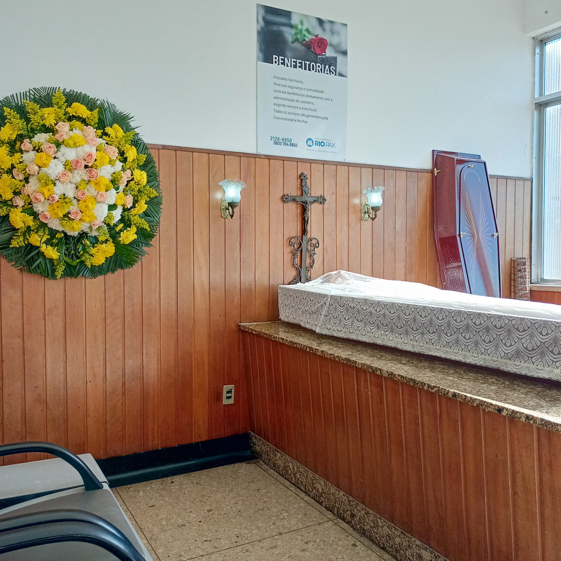 Corpo de Marilu Bueno é velado no Cemitério São João Batista, em Botafogo, na Zona Sul do Rio - Ag. News