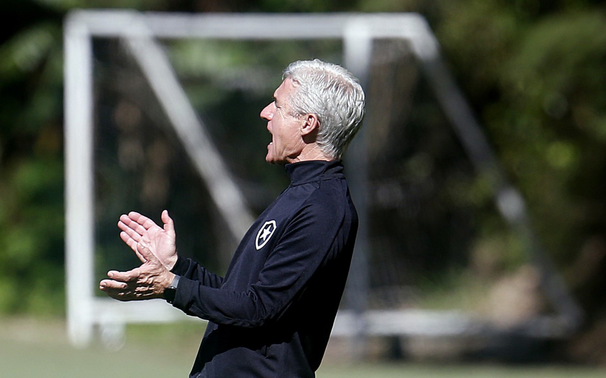 Luis Castro - Vitor Silva / Botafogo