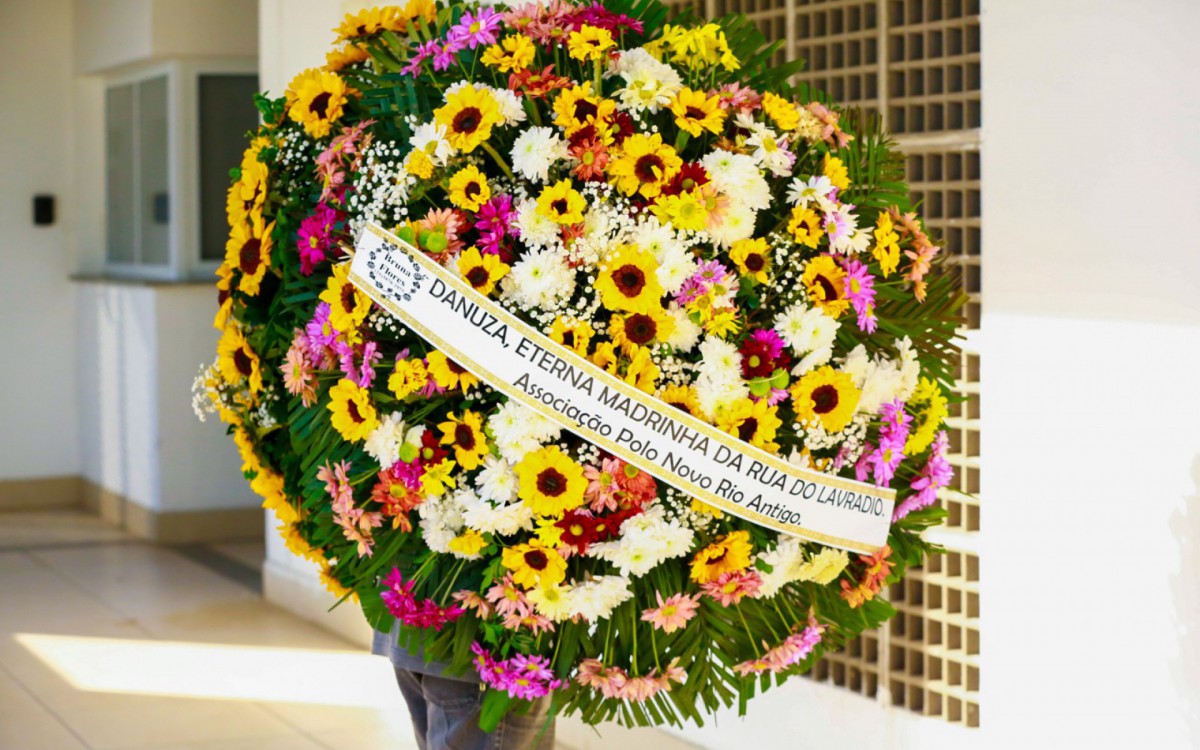 O corpo de Danuza Leão foi velado e cremado em cerimônia restrita no Caju - Victor Chapetta -  Ag. News