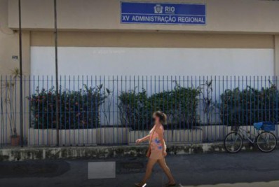 Ambulante com dificuldade de mobilidade espera por quatro horas e não é atendido em prédio da prefeitura