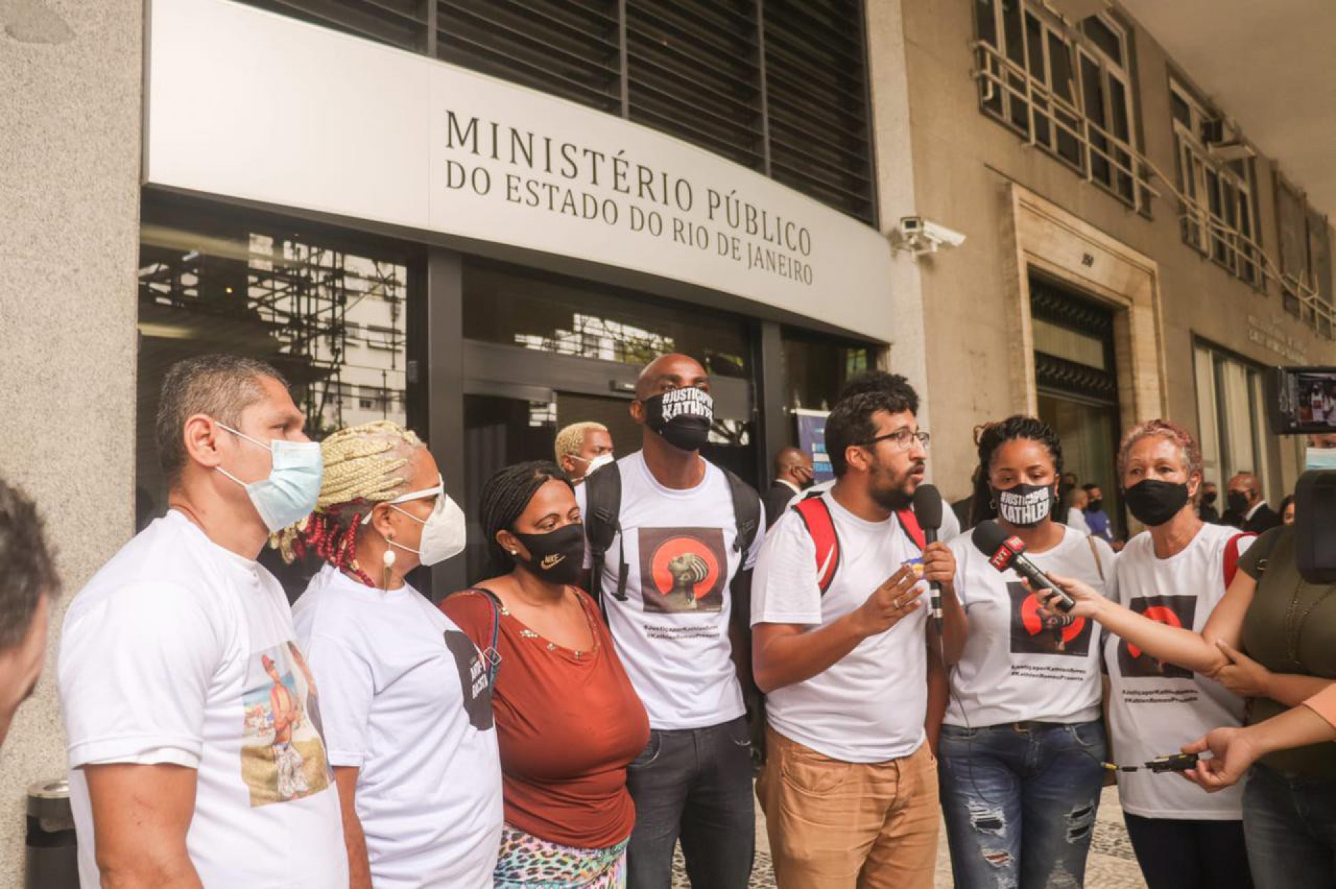 Desde a morte do jovem, nenhuma perícia foi realizada na casa de Thiago, tampouco foram recolhidas as provas do caso. Até o momento, a família não recebeu uma resposta sobre o ocorrido - Divulgação / André Edgard