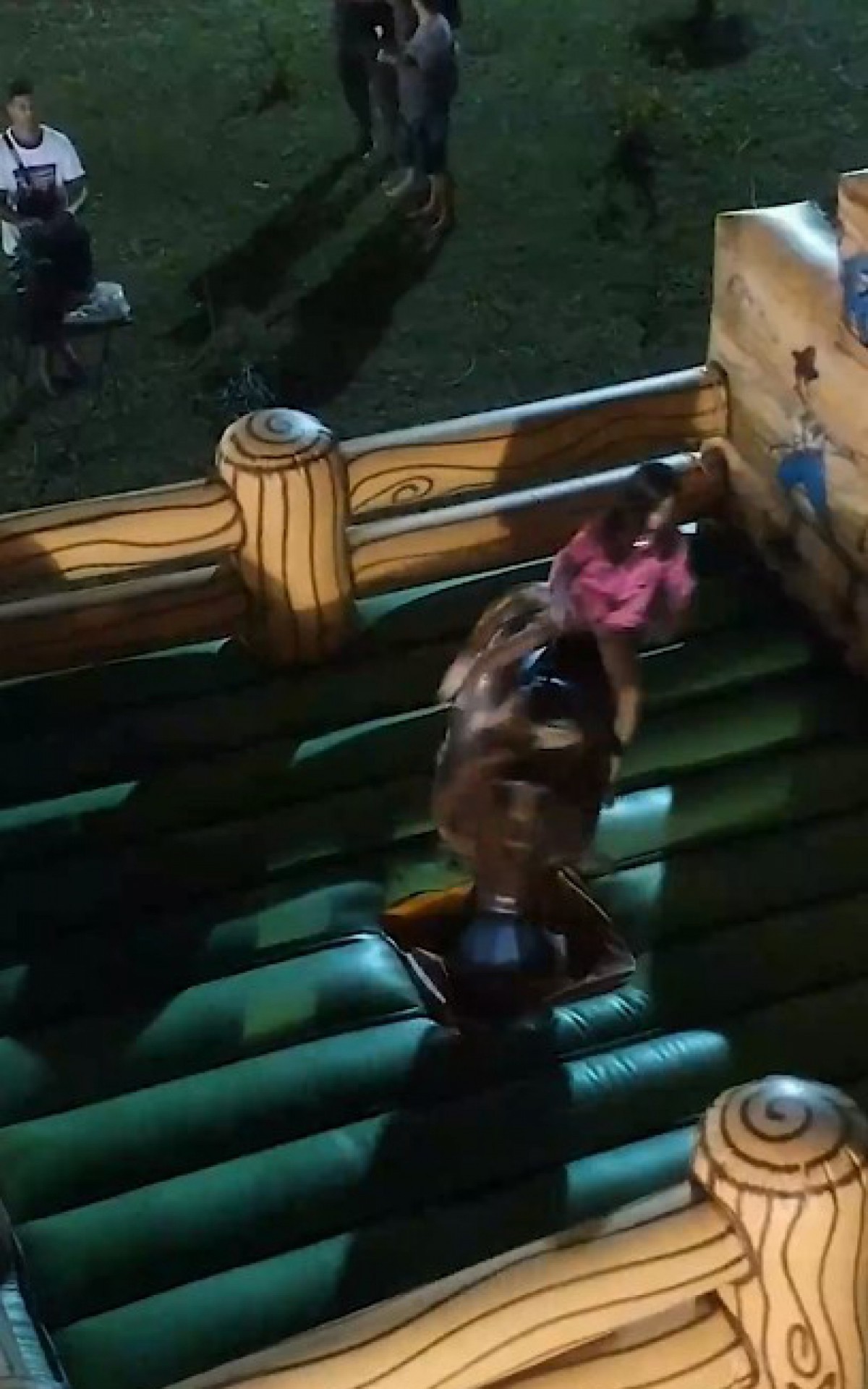 A crian&ccedil;ada tamb&eacute;m se divertiu bastante