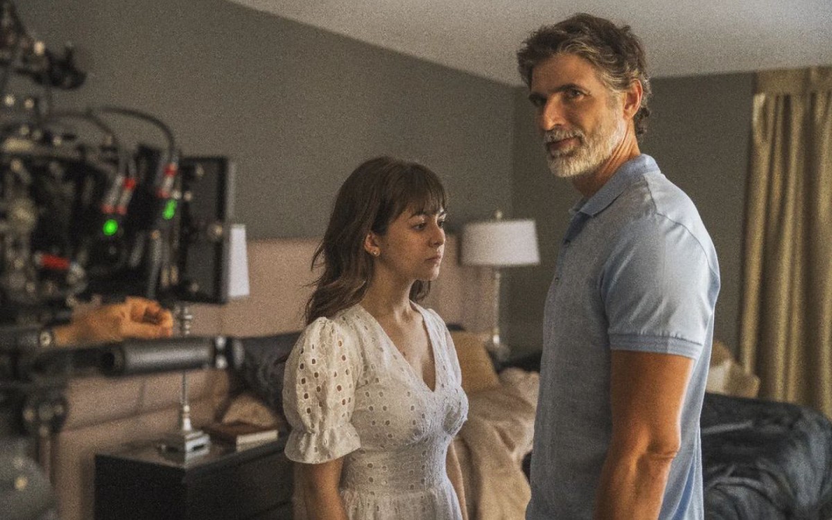 Klara Castanho será filha de Reynaldo Gianecchini na segunda temporada de 'Bom Dia, Verônica' - Divulgação/netflix/Laura Campanella