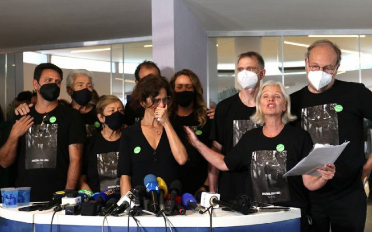 Família e amigos de Dom acompanham velório de Dom Phillips - Tânia Rêgo / Agência Brasil