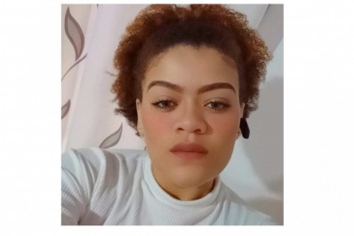 Corpo de mulher morta após receber proposta de emprego em Inhoaíba é enterrado