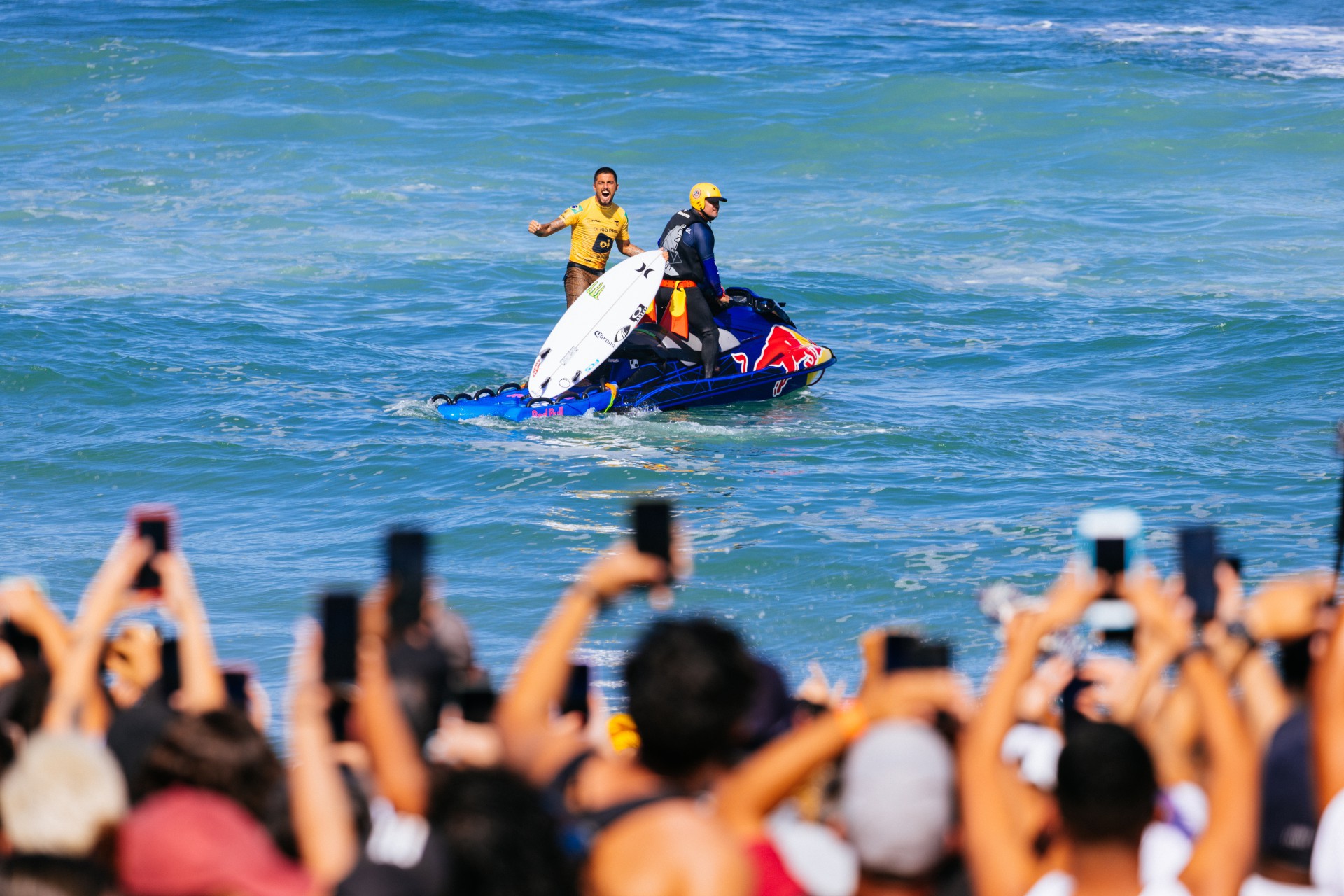 Filipe Toledo ap&oacute;s surfar na final do Oi Rio Pro em Saquarema - Daniel Smorigo/Divulga&ccedil;&atilde;o WSL
