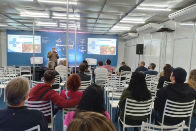 'Desenvolve RJ' reúne expositores e movimenta negócios em Volta Redonda