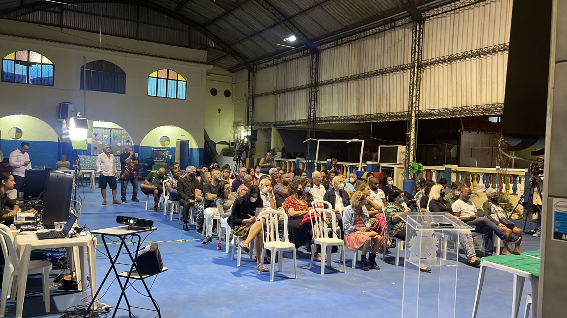 Audiência pública foi realizada no ginásio do Colégio Santa Clara, em Cordovil, Zona Norte do Rio - Divulgação
