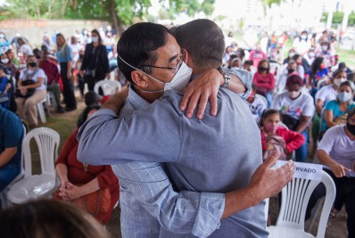 Expansão do Centro de Referência do Autismo tem pedra fundamental lançada em clima de emoção