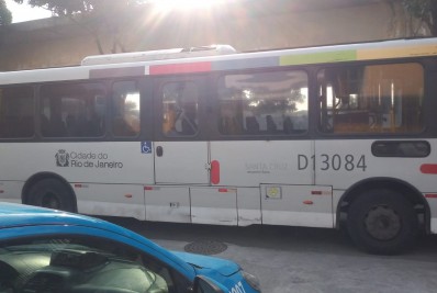Homem é preso por assaltar ônibus em Bangu