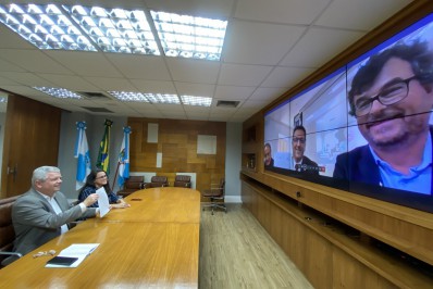 Grael assina termo de colaboração com a vila portuguesa de Forjães