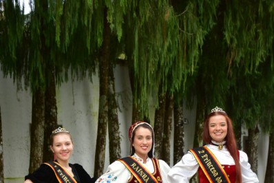 Festa do Colono: Bauernfest já tem sua rainha e princesas