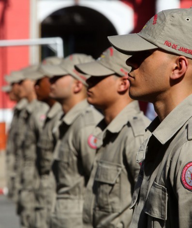 Formatura da primeira turma de militares temporários no Quartel Central do Corpo dos Bombeiros do Rio - Philippe Lima/ Divulgação CBMERJ