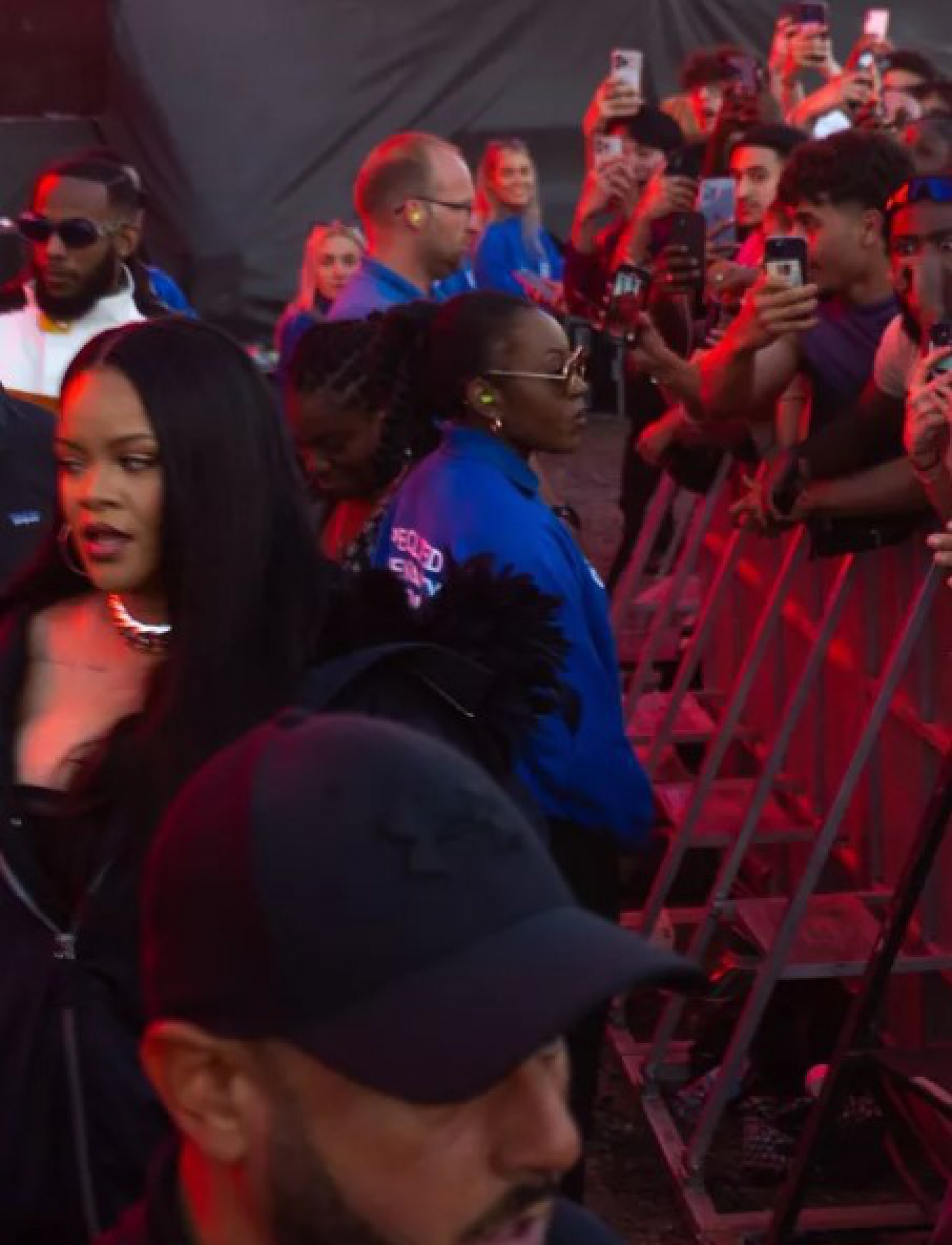 Rihanna é vista em Londres - Reprodução/Instagram