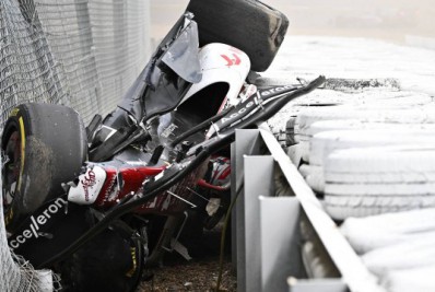 Pilotos da Fórmula 1 passam bem após acidente impressionante em largada