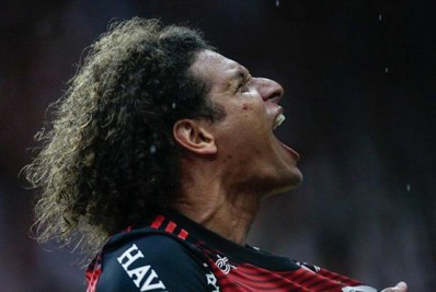 Flamengo coloca Arão como 'negociável' e aguarda por oferta 'firme' para encerrar ciclo de sucesso com o volante