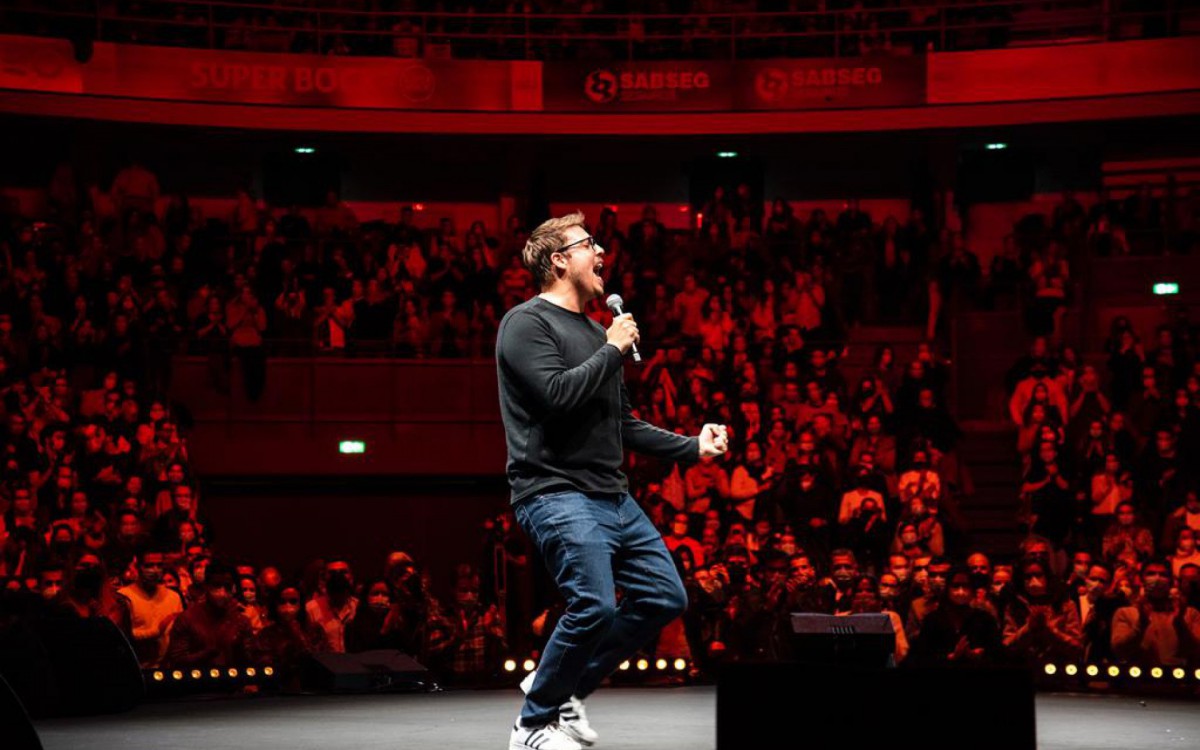 F&aacute;bio Porchat comemora chegada de novo show de stand-up ao Rio - Divulga&ccedil;&atilde;o